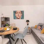 Mala *